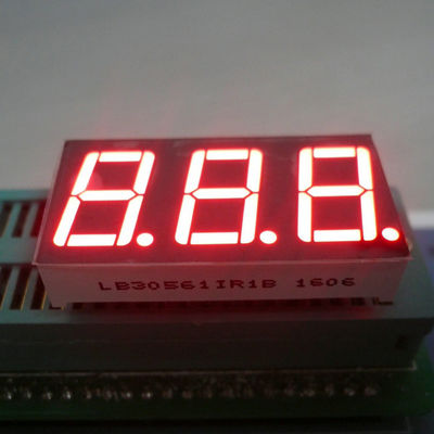 Ultra helder rood oppervlak Common Caode LED Display 7 Segment 3 cijfers 14,2 mm voor temperatuurcontroller
